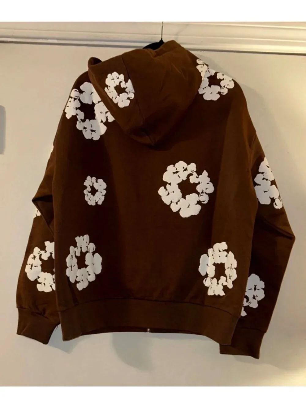 NWT $295 Denim Tears Cotton Wreath Zip Hoodie Dark Brown Size Medium